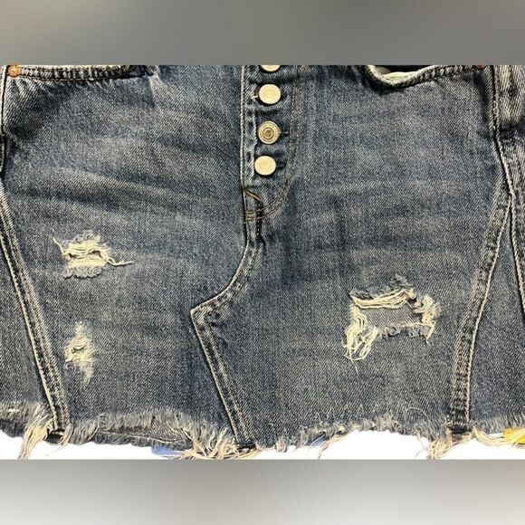 Free People We The Free Harvey
Distressed Blue Denim Jean Mini Skirt 26 - Picture 3 of 14